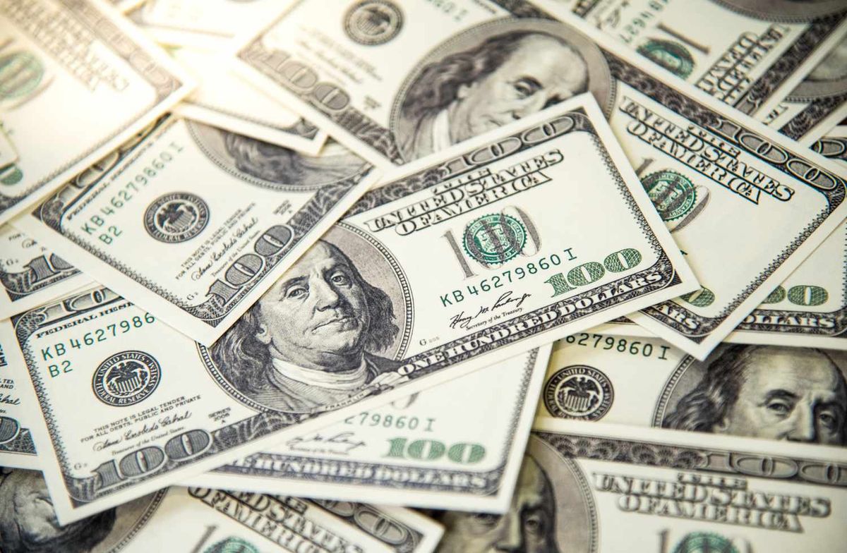 Analisis Dolar Merosot dari Performa Mingguan Terbaiknya dalam 11 Bulan - Data Pasar 2025-10-10