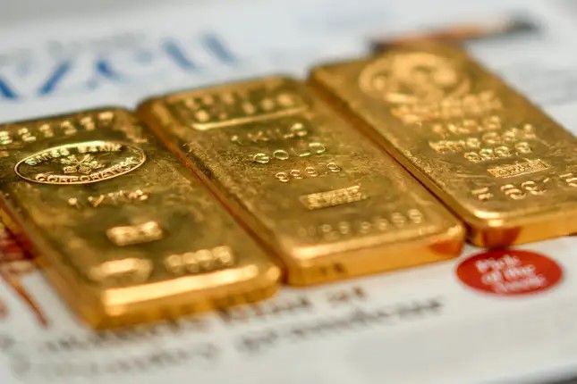 Analisis Emas Menguat Seiring Melemahnya Dolar, Kekhawatiran Shutdown Nyata - Data Pasar 2025-11-07