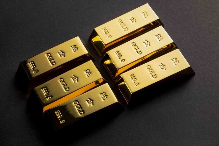 Analisis PHK Melejit, Gold Bangkit - Data Pasar 2025-11-07