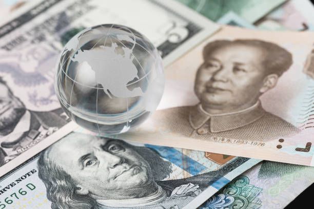Analisis Dolar AS Tertekan, Yen Menguat di Tengah Sesi Natal - Data Pasar 2025-12-24