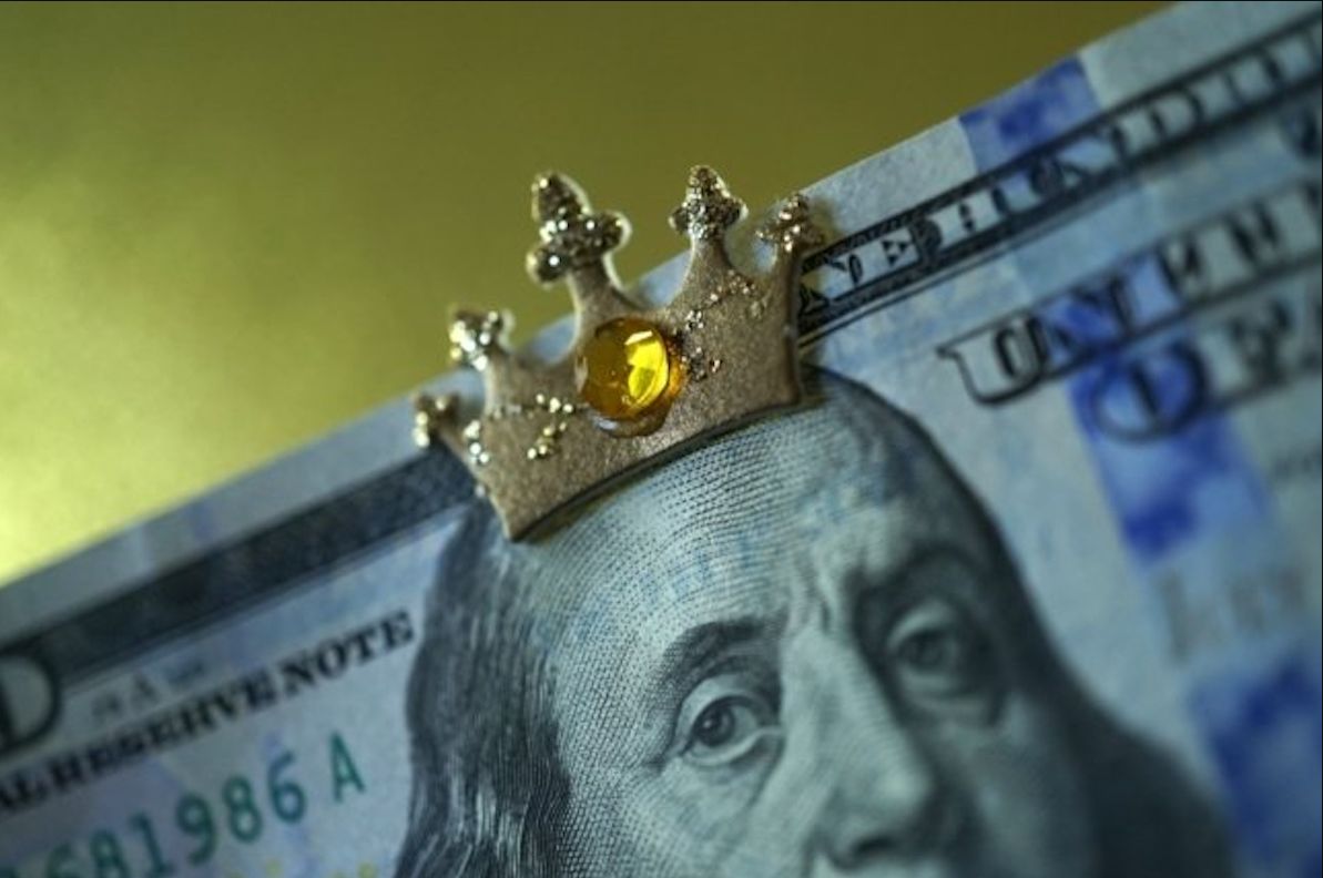 Analisis Dolar Menguat, Pasar Valas Masuk Mode “Risk-Off” - Data Pasar 2026-03-03