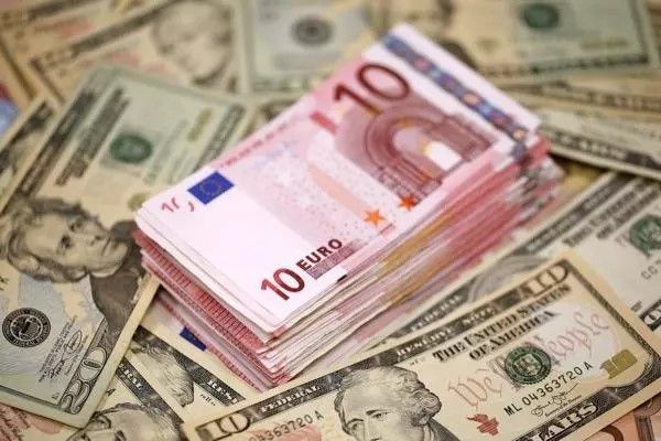 Analisis EUR/USD Naik Tipis di Tengah Optimisme Damai Iran dan Pasar Libur - Data Pasar 2026-05-25